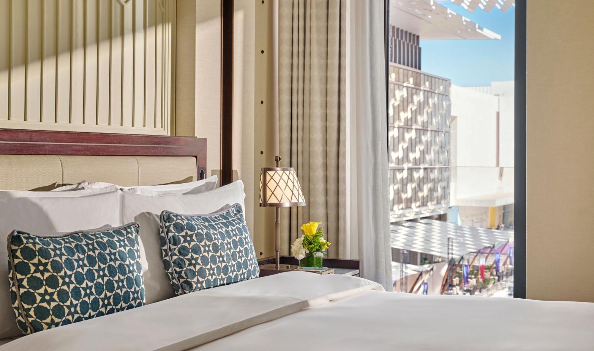Mandarin Oriental, Doha Hotel Luaran gambar A bedroom at the hotel